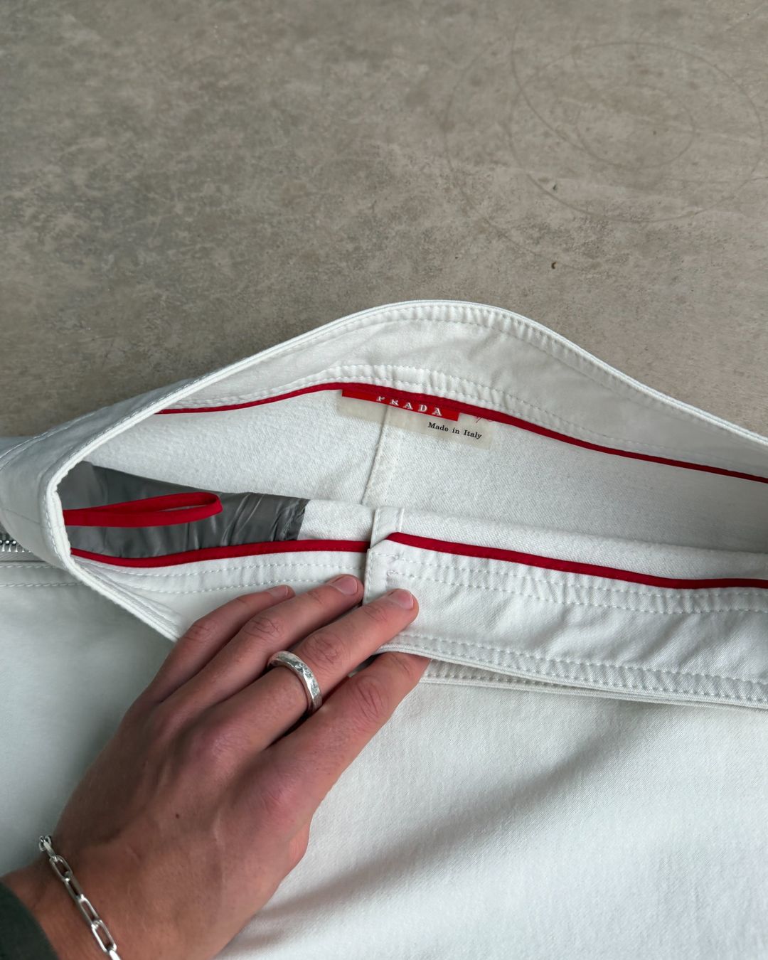 Thumbnail 7946fc39-fc7c-4279-8893-623506166d9e