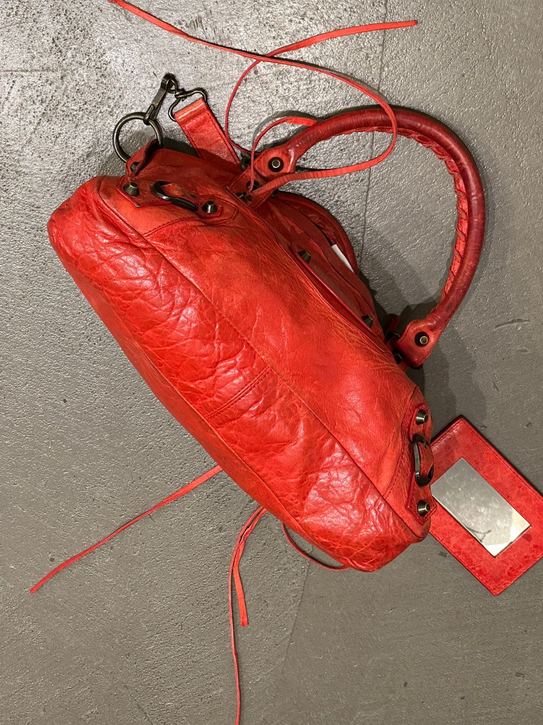 Thumbnail 7e76201c-85fc-4b1a-81f9-77269918c84b