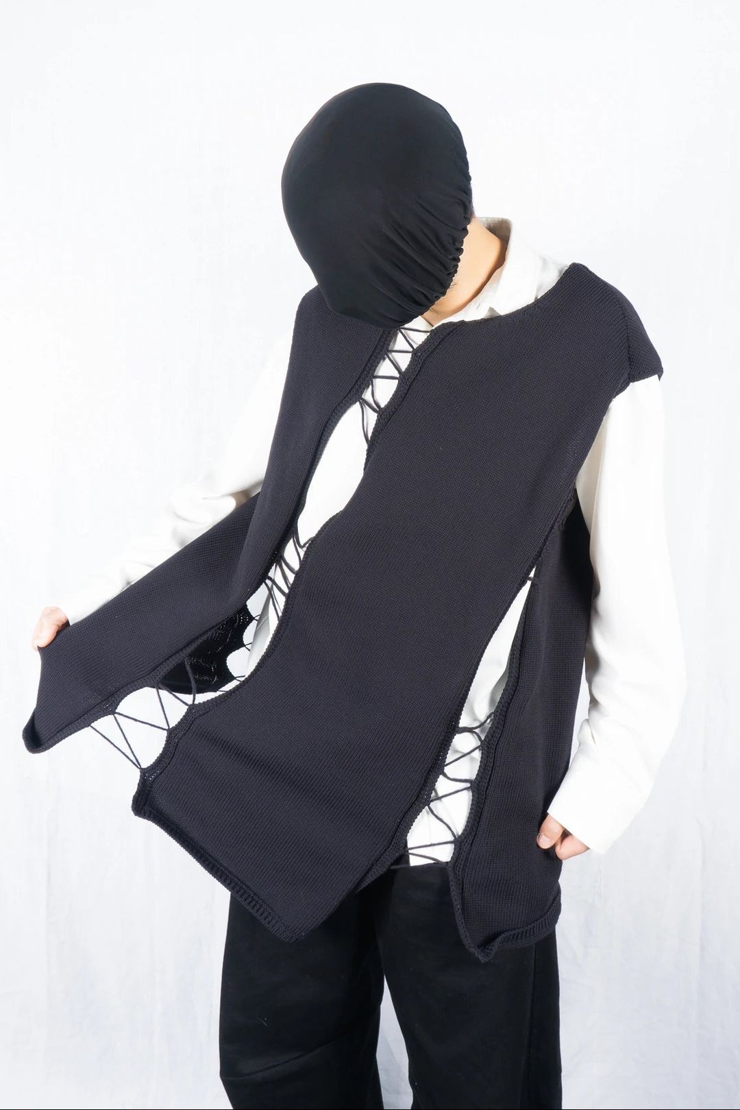 Comme des Garçons Homme Plus S/S 2022 sleeveless sweater by COMME DES GARÇONS HOMME PLUS in size L from KNITWEAR category