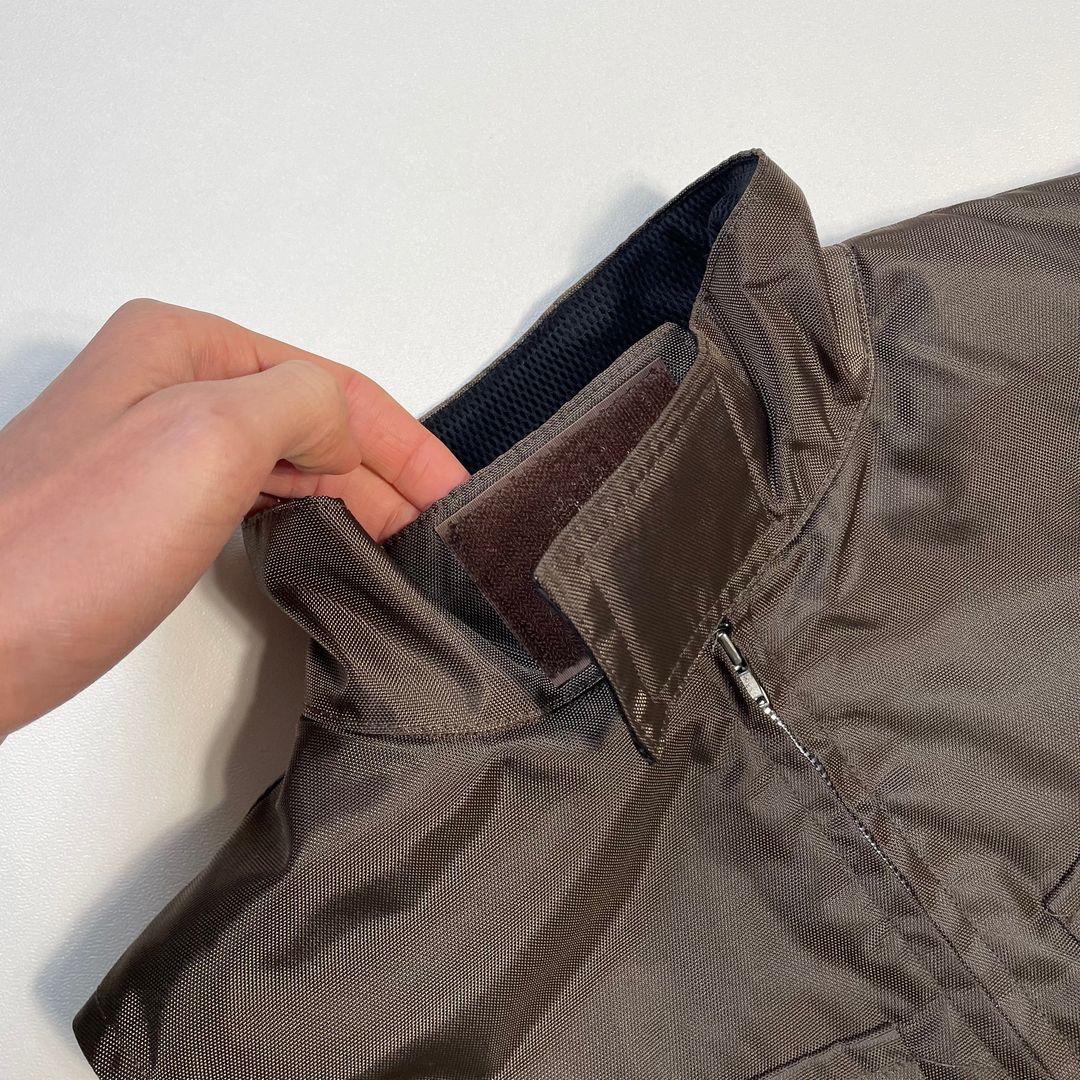 Thumbnail 4e69fb1f-fba0-451a-b3b2-f322ad05a58a