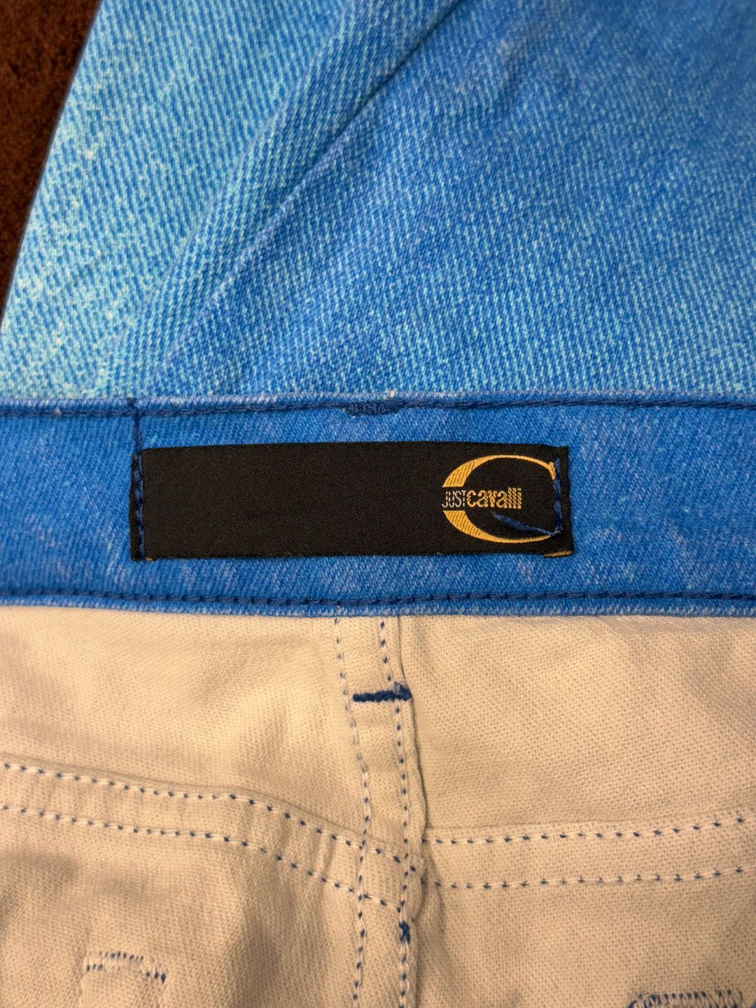 Thumbnail 03ad660d-2fc4-408a-92c9-7594984da21c