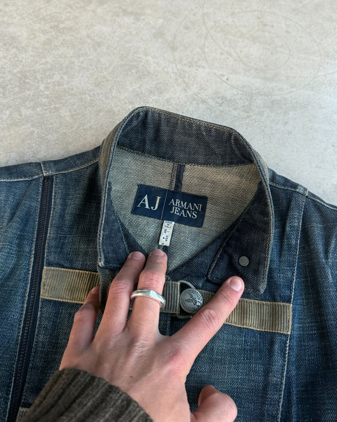 Thumbnail 54a97277-2d08-4218-8ac2-bf5fce63d86a