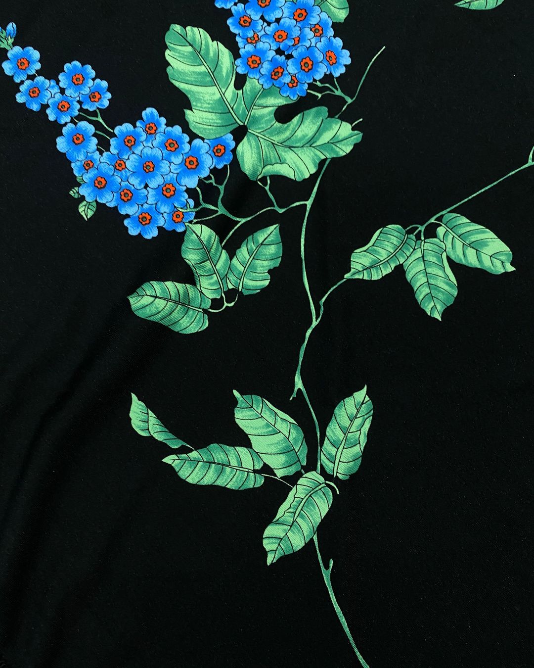 Thumbnail 46093cf8-46be-4501-bb34-6727d6a4eaf3