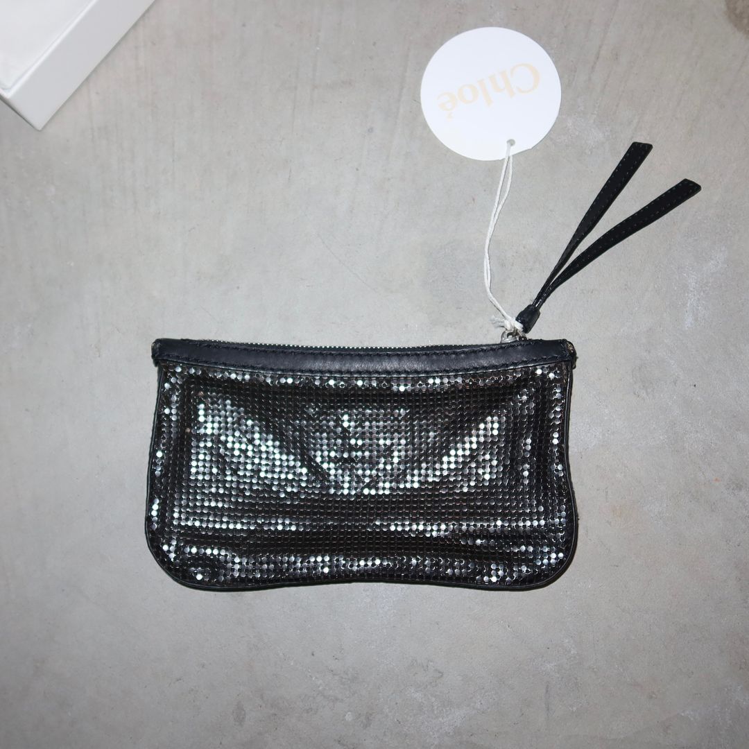 Thumbnail b708b7b1-7680-44c7-8a55-26017e0b1abe