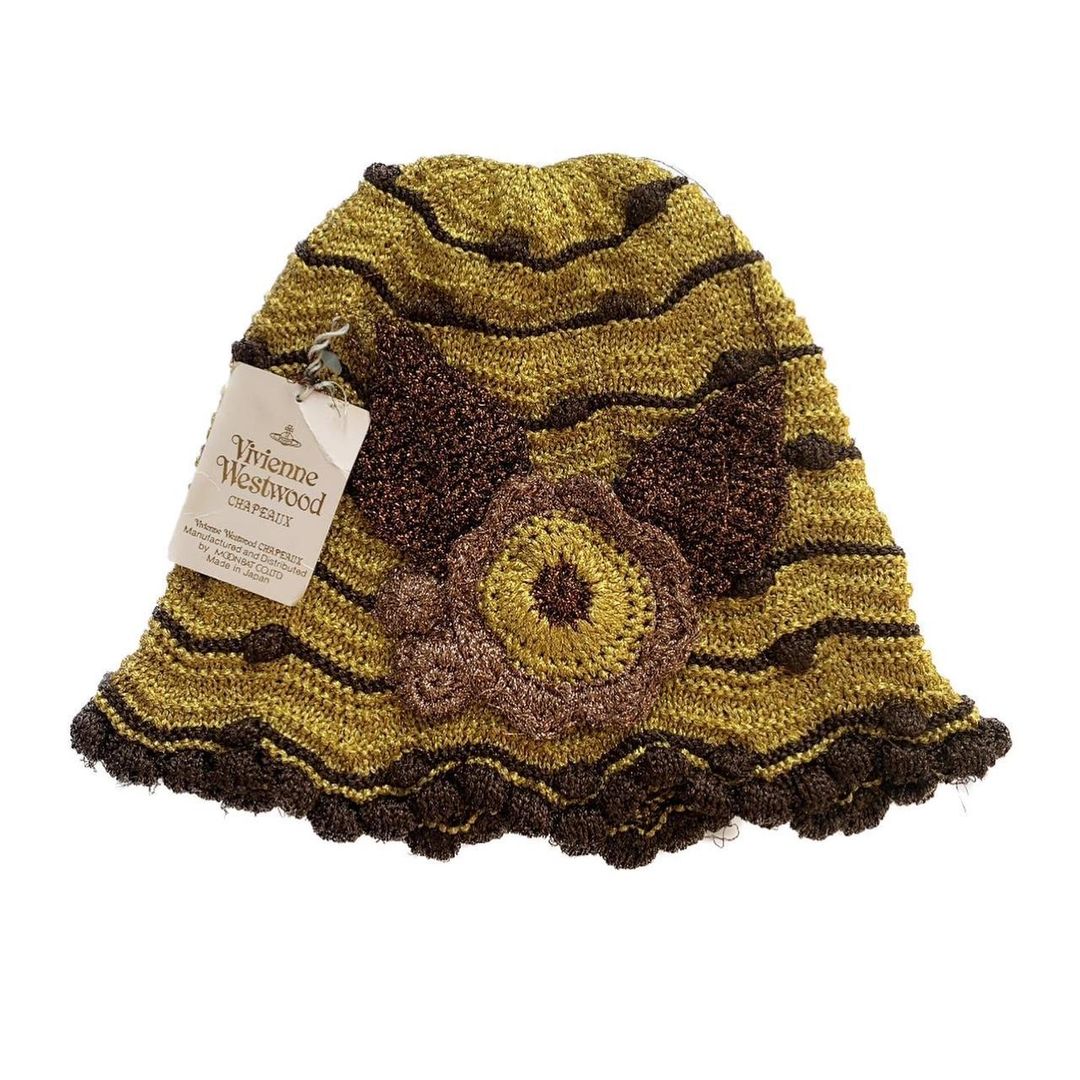 VIVIENNE WESTWOOD 90's Hat by VIVIENNE WESTWOOD in size ONE SIZE from ACCESSORIES category