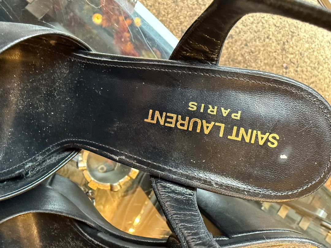 Thumbnail 6e35f9f4-d1e7-4a7f-9221-878958e49361