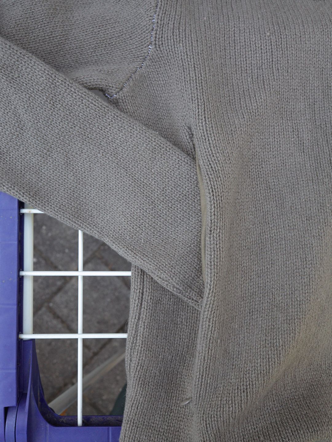 Thumbnail 944f759a-95c2-457d-96d8-aa2d2bd10ccd