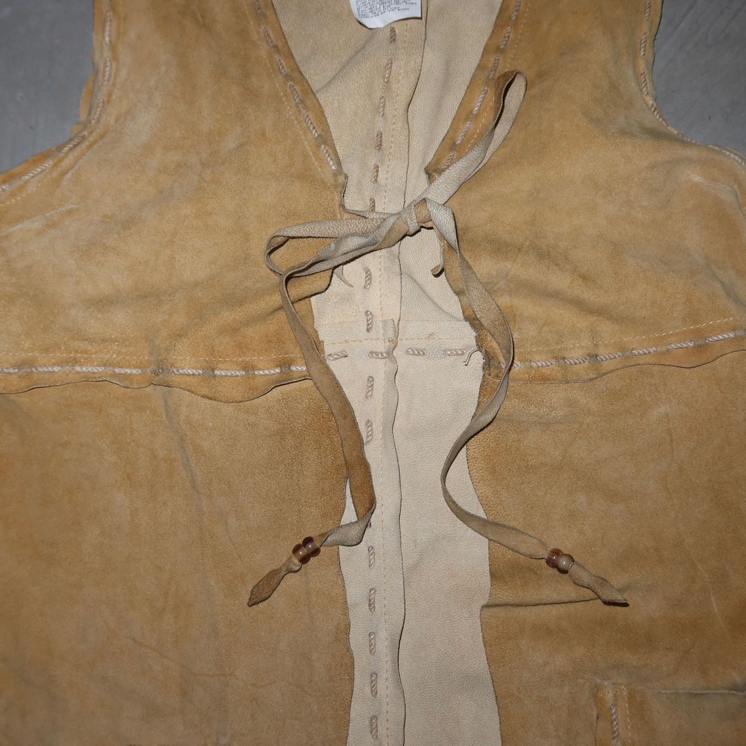 Thumbnail 30584310-3544-4766-9b4a-07b41e3054f9