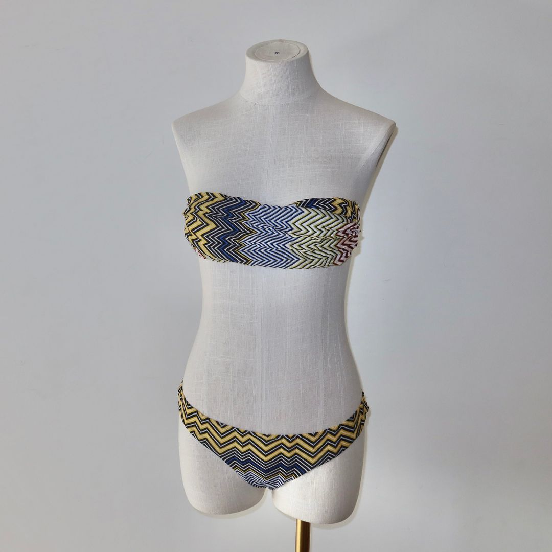 Thumbnail 5a02e7f6-57a0-4967-8877-c44f1c5179fb