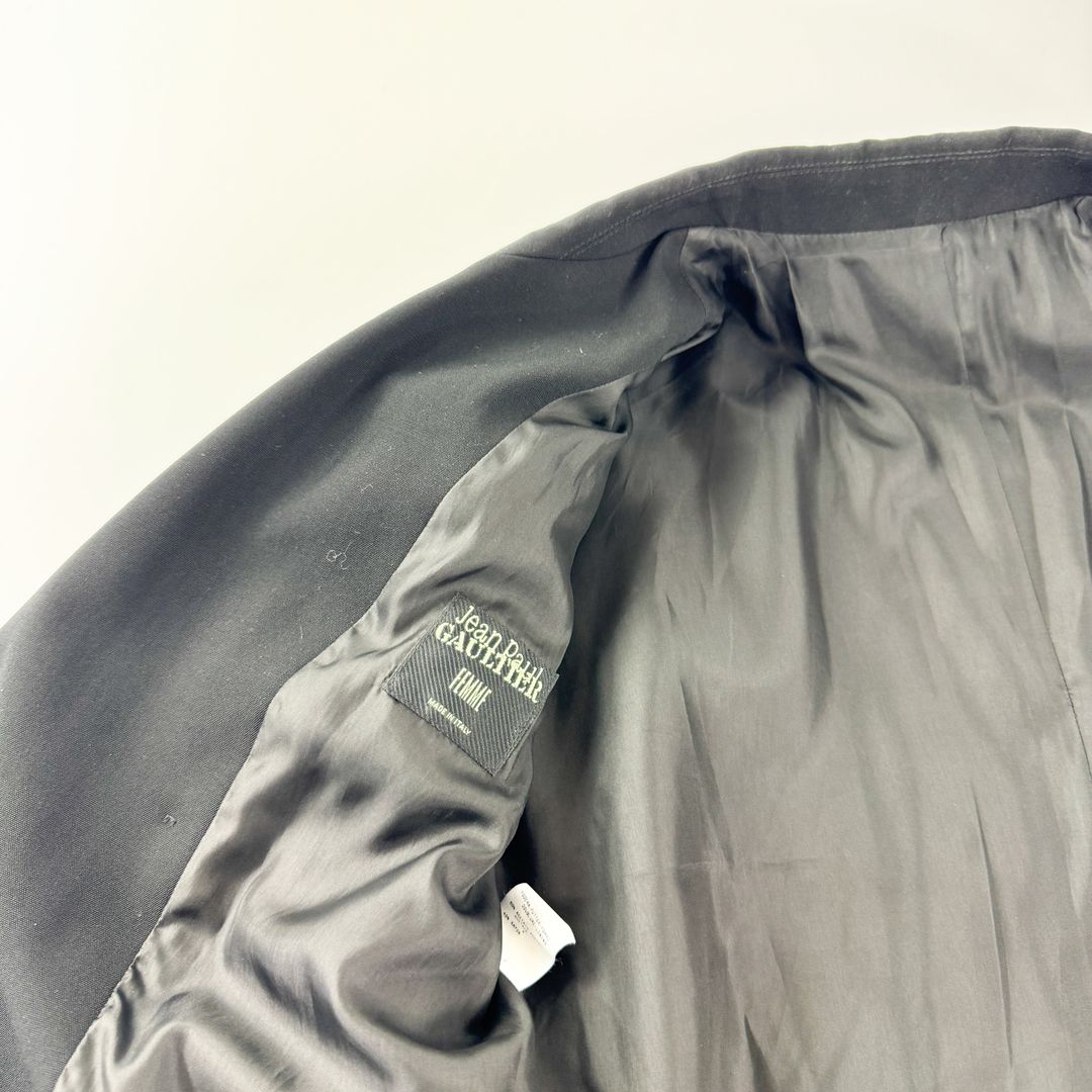 Thumbnail 714b1ba1-1b34-48c2-b6a9-df34196e6baa