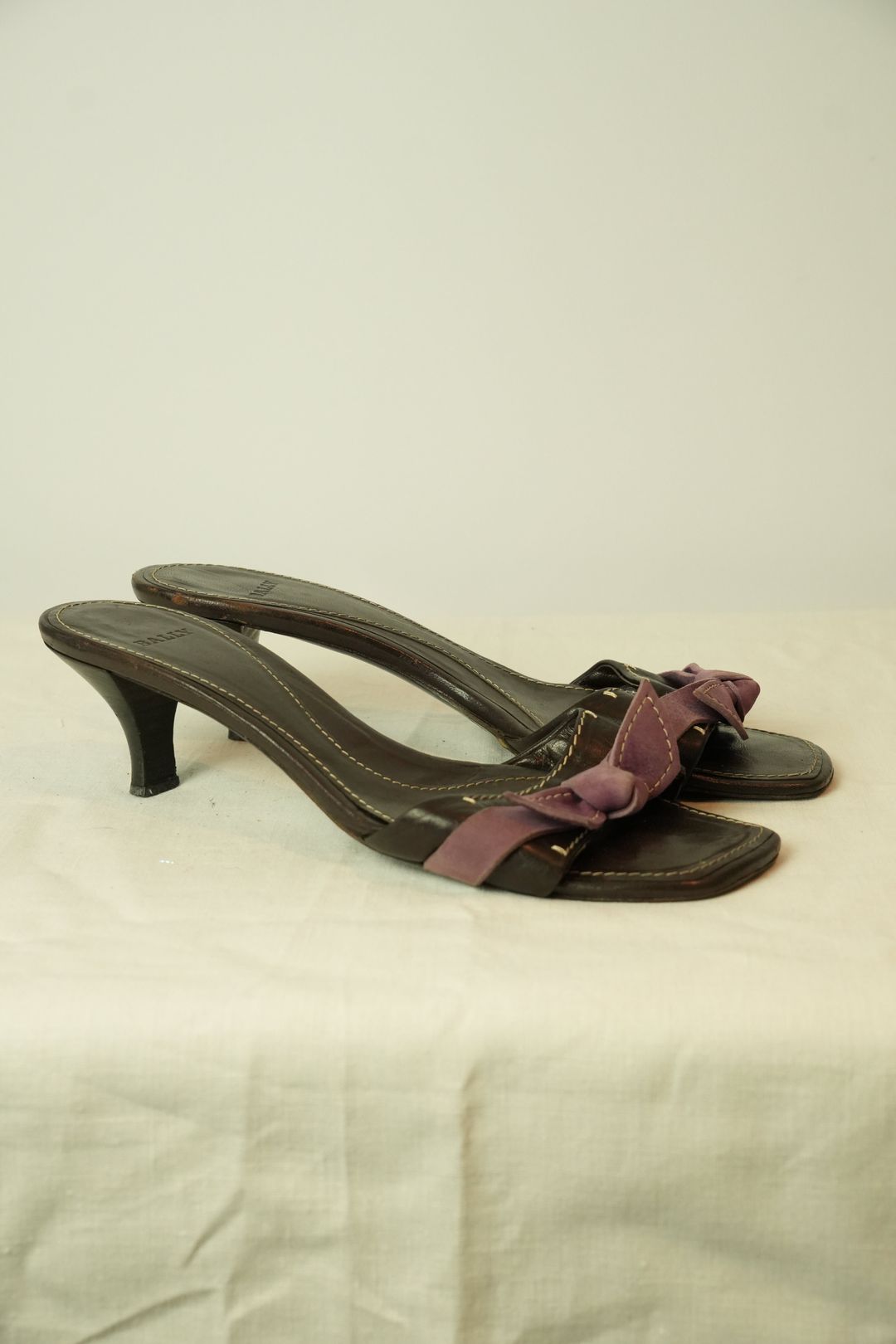 Bally Brown Leather w Purple Suede Bow Heel Sandals Sz 40 by VENDOR-UNKNOWN in size ONE SIZE from SHOES category