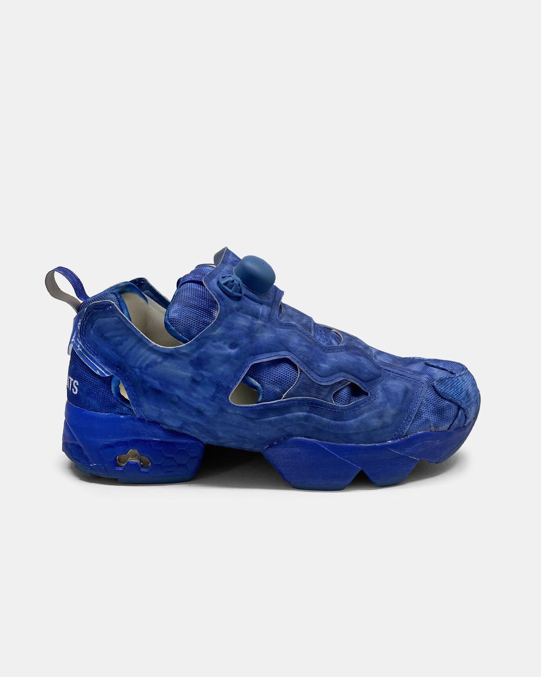 Vetements x Reebok AW2017 Insta Pump Fury Sneaker Blue by Vetements x Reebok in size EU 38 from SHOES category
