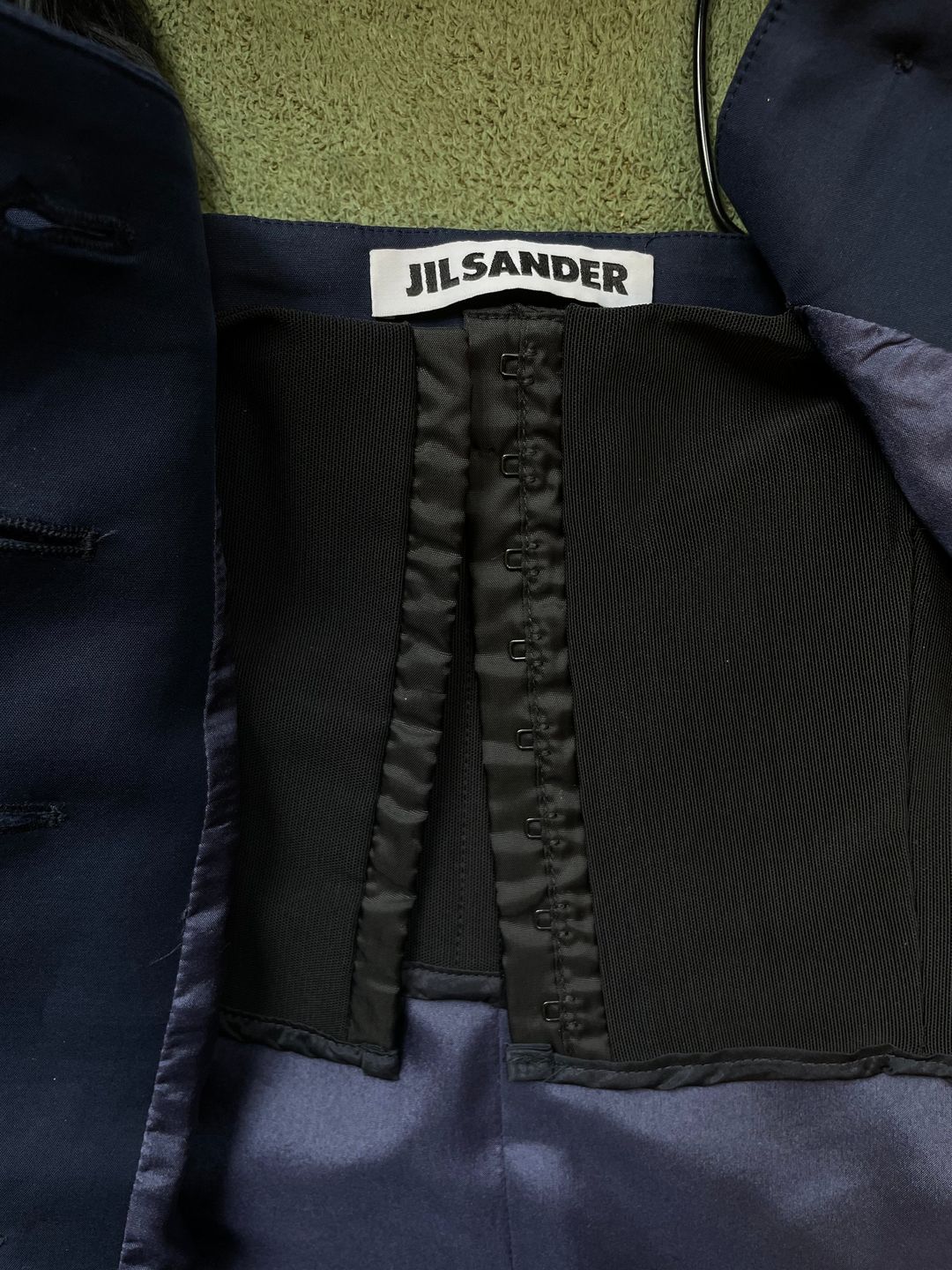 Thumbnail 1311182e-a9a5-464b-8ca5-35bdcbb12c54