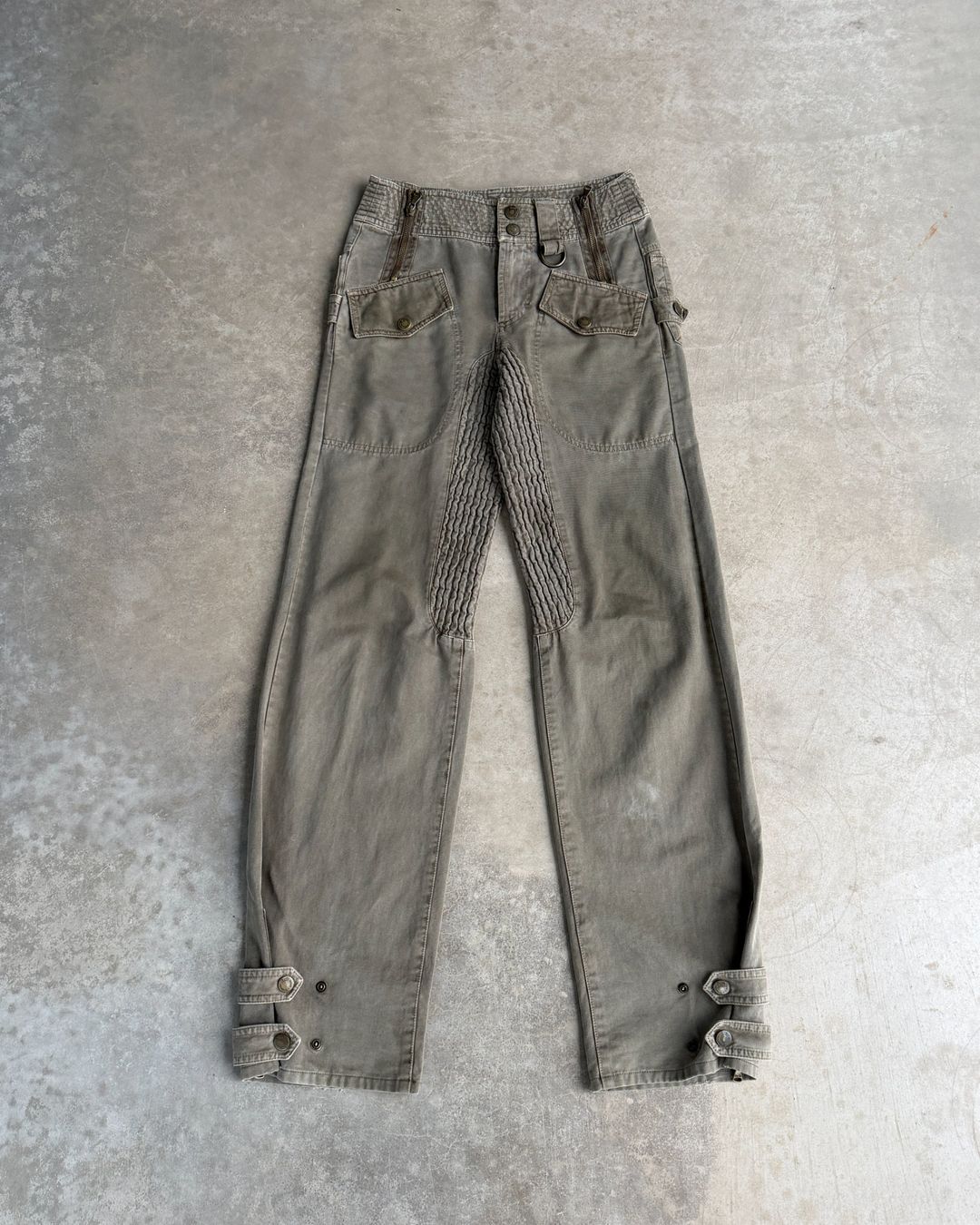 Thumbnail 17ff2421-1e04-4867-bf77-8fbe522f4ba3