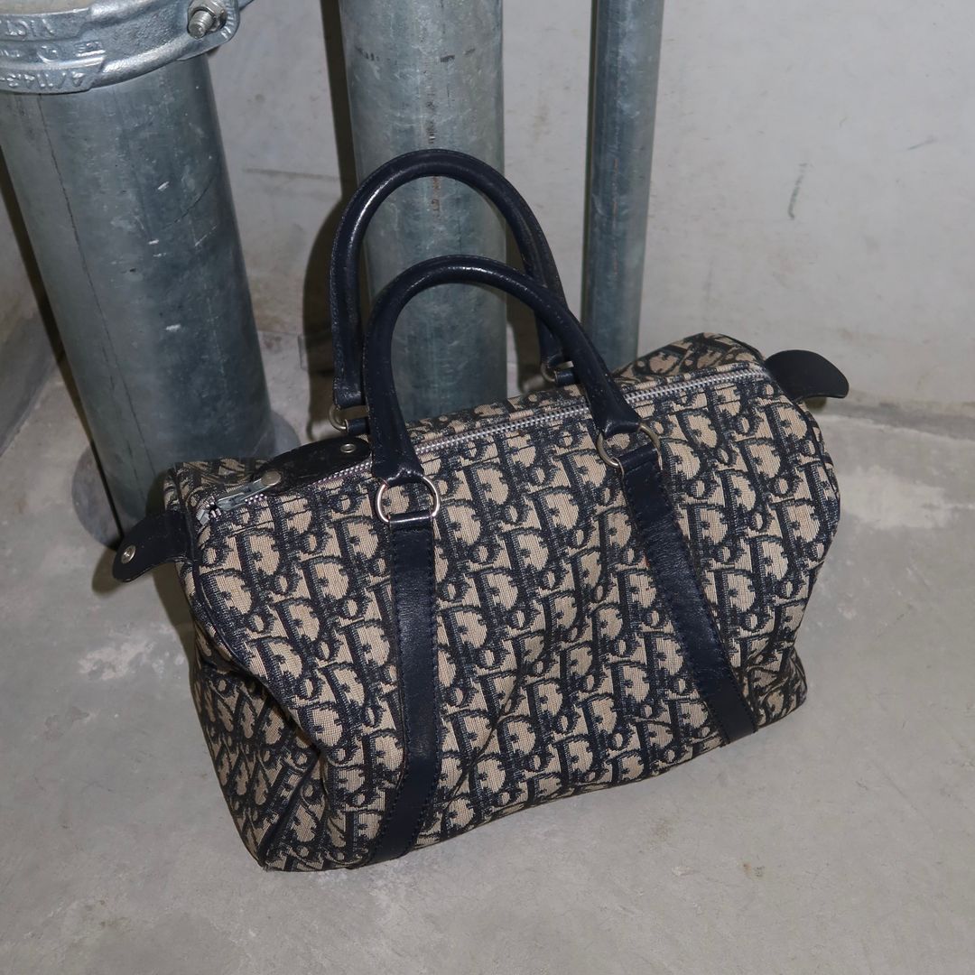 Thumbnail 2f8a84e3-5b88-4edc-b924-901d3e117805