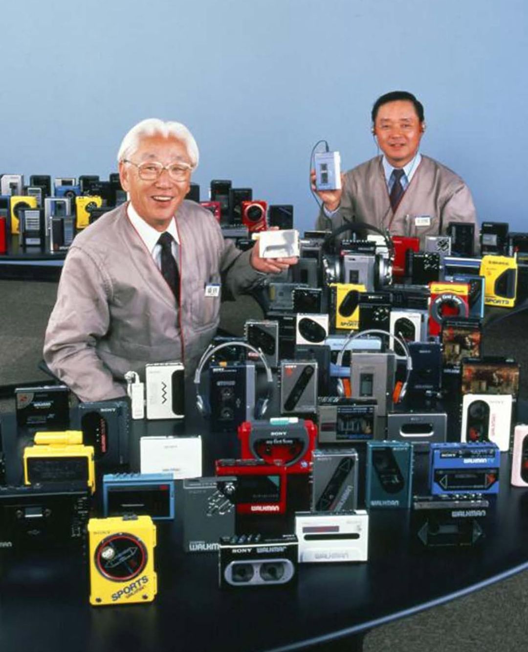 Thumbnail 10649431-e4eb-41ae-b1c7-a6e823821247