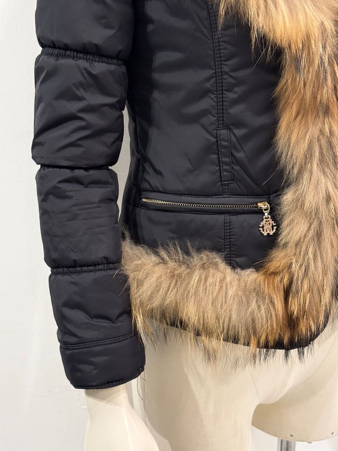 Thumbnail 5cc3dfd6-1066-4b09-8770-4d1a90fe8bdf