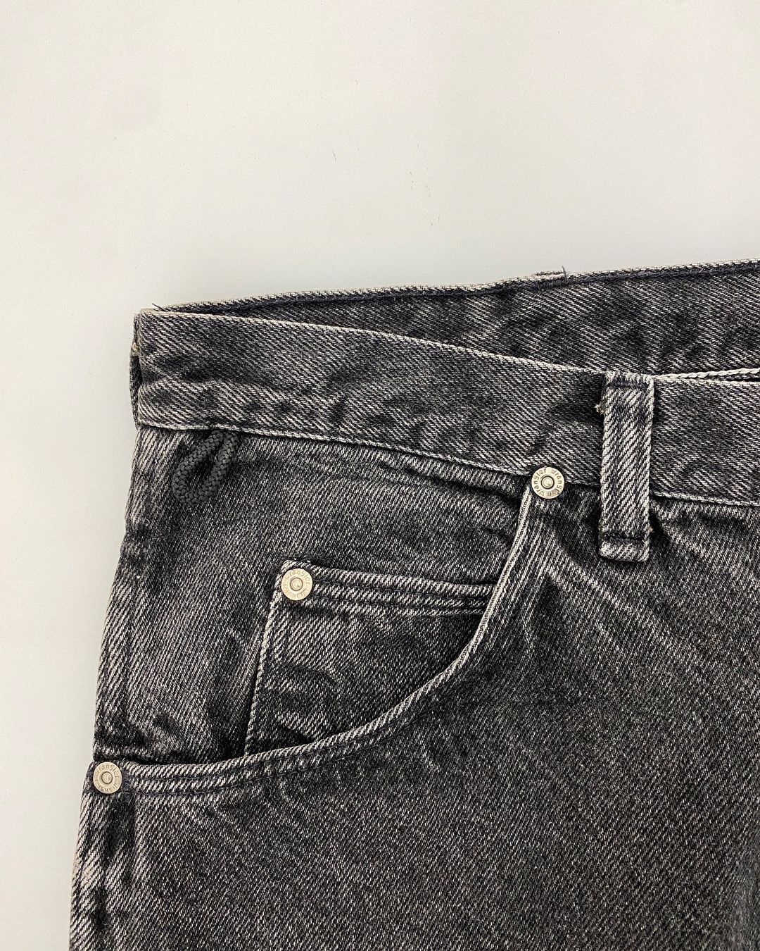 Thumbnail 44cbc938-0ea3-4336-aaa5-e78a641d77e6