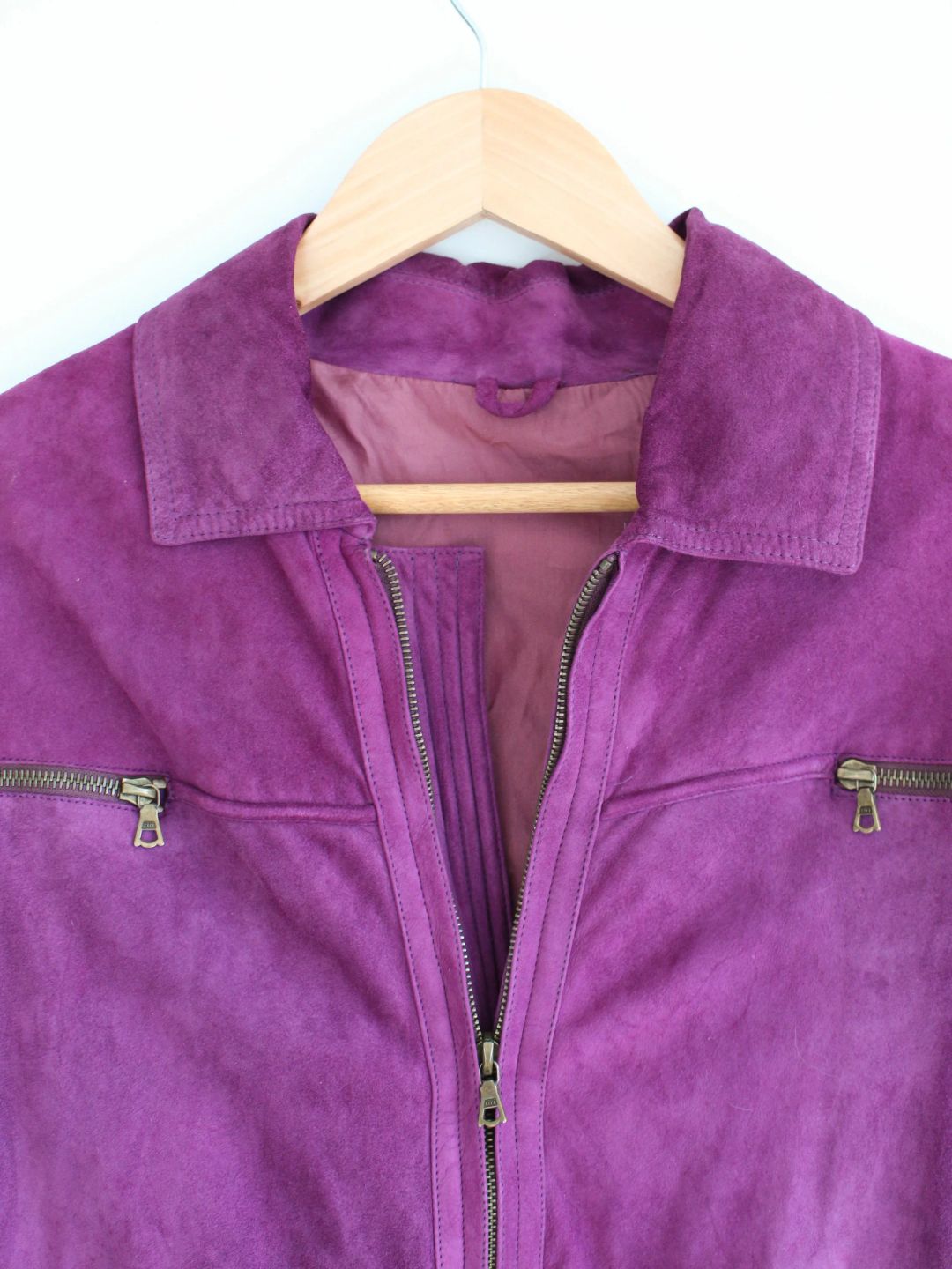 Thumbnail 638c9886-eba1-4313-806e-142ec011f2c5