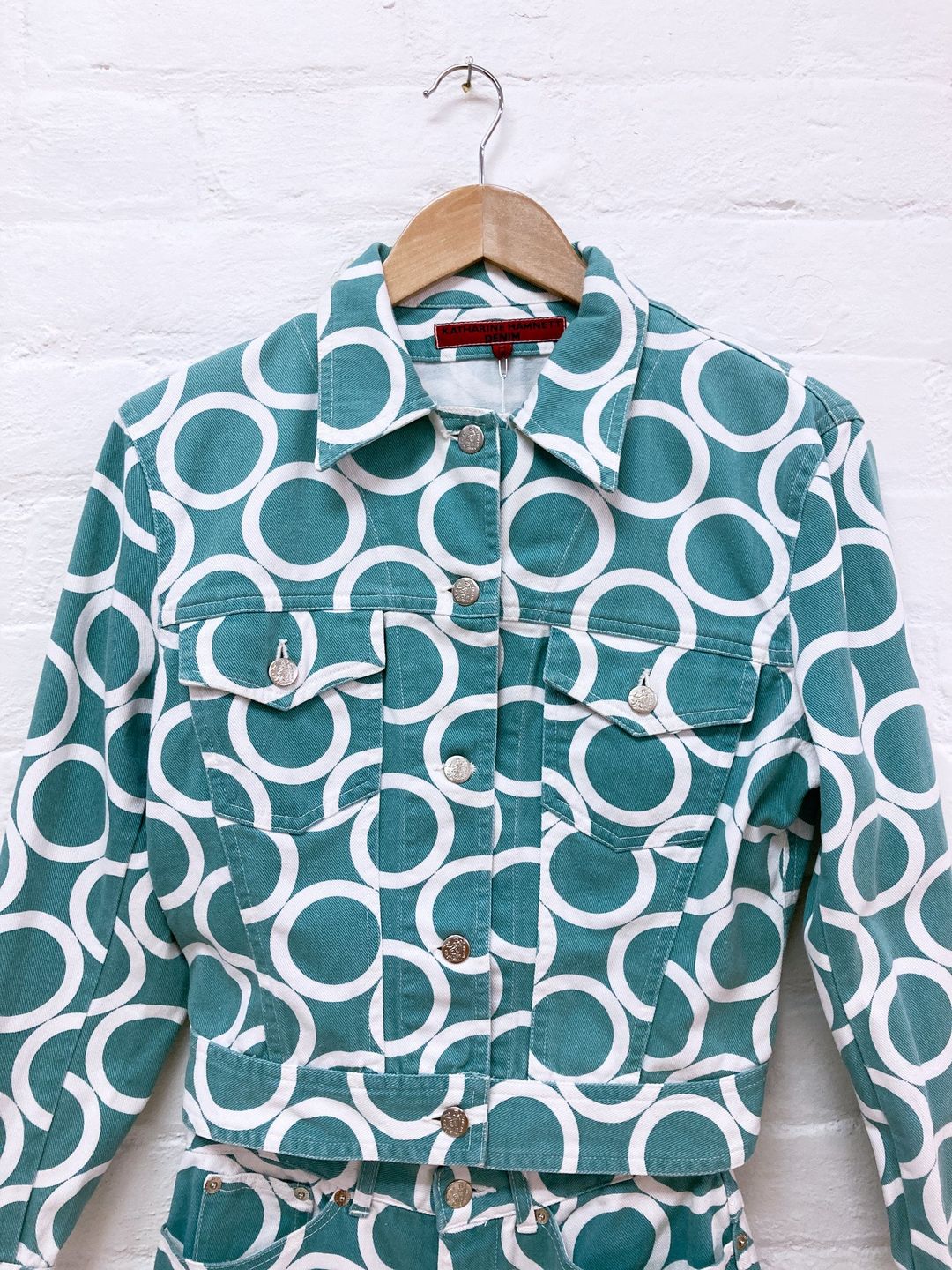 Thumbnail 48ce91f9-c4e0-4f41-9a12-a9a99c6a1ada