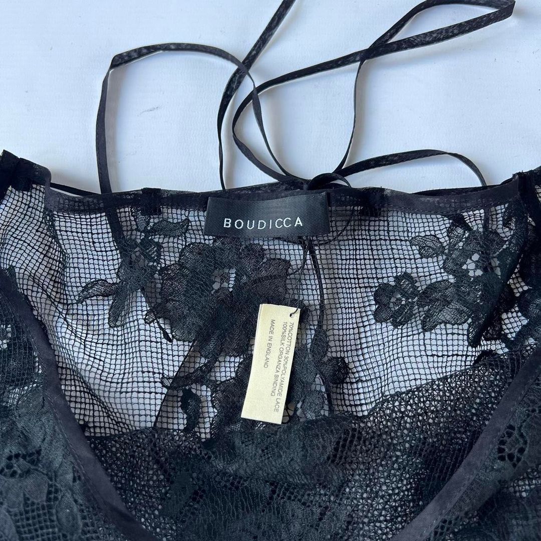 Thumbnail 81db2ae4-e3ec-4e28-9e7e-e7ba581112de