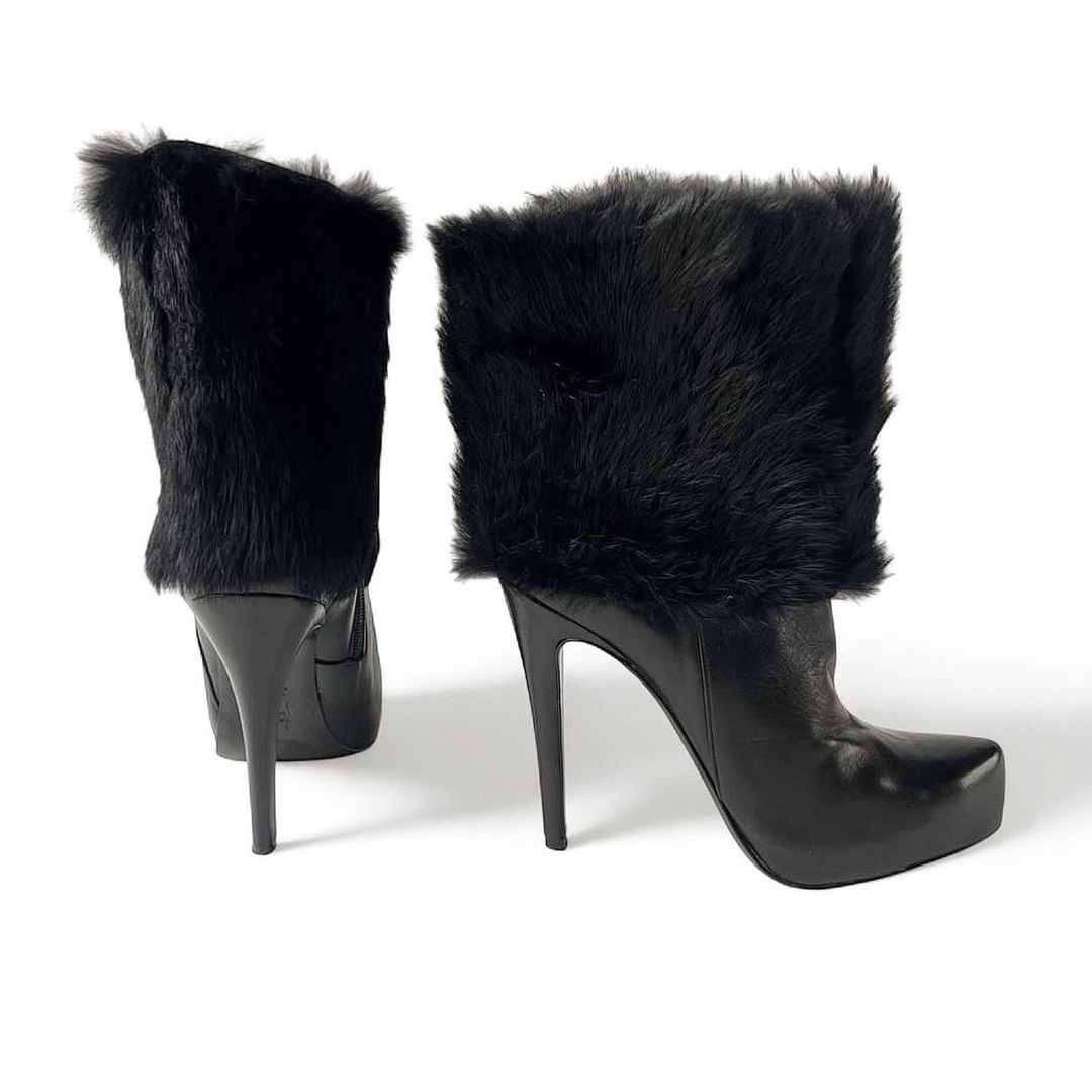 Thumbnail 15136fe5-8ae6-401d-9aeb-745747359ffe