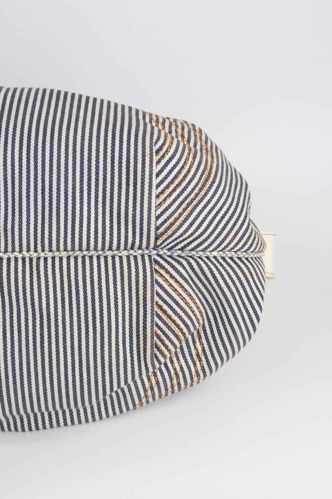 Thumbnail 1c7d5afd-ca2b-42b8-8c01-83f691c4845c