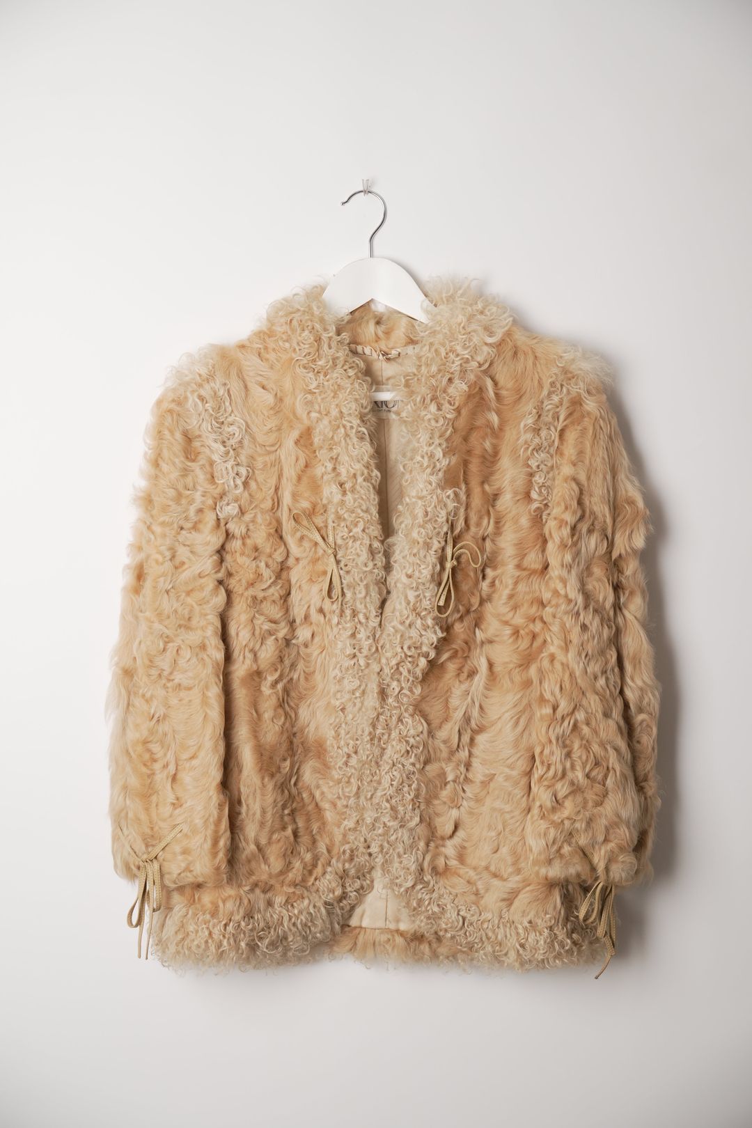 Parion Shaggy Beige Fur Coat by VENDOR-UNKNOWN in size S from FURS category