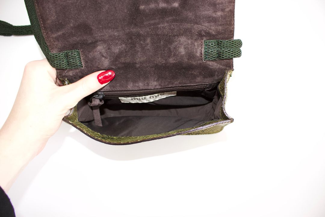 Thumbnail 347f742f-765e-4899-934d-d34dff77b04b