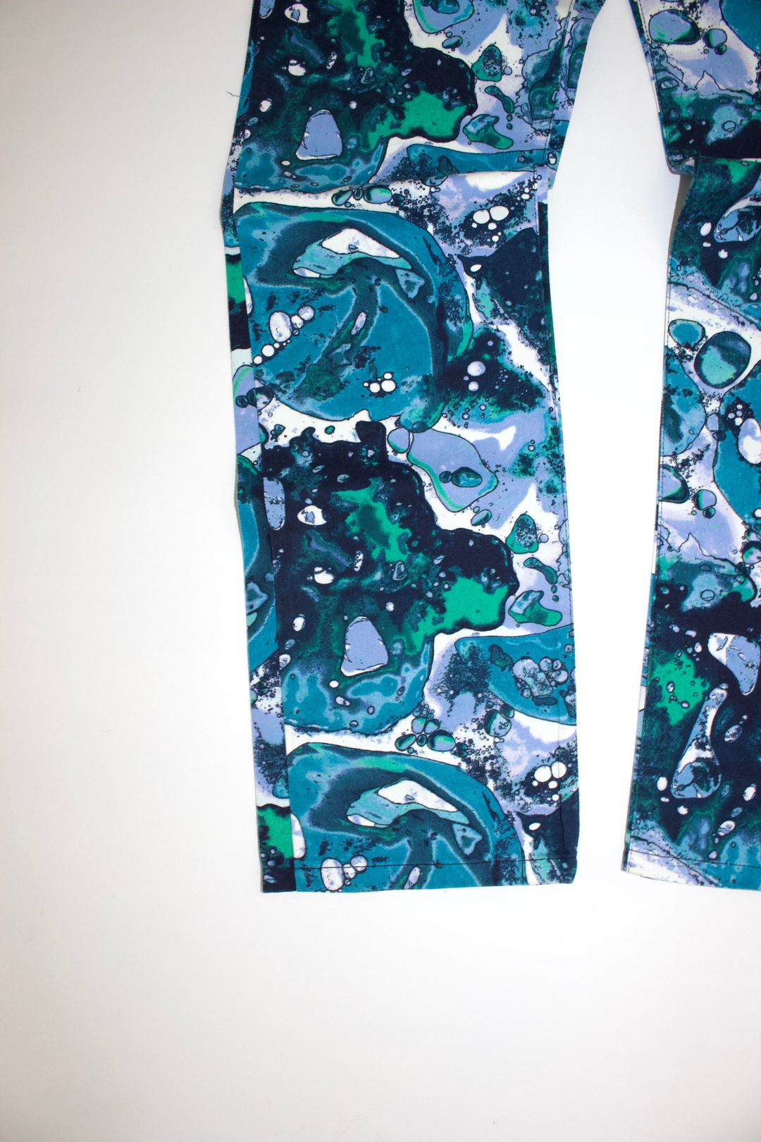 Thumbnail 37b1fbba-d96f-42fd-abaf-4816761e94ee