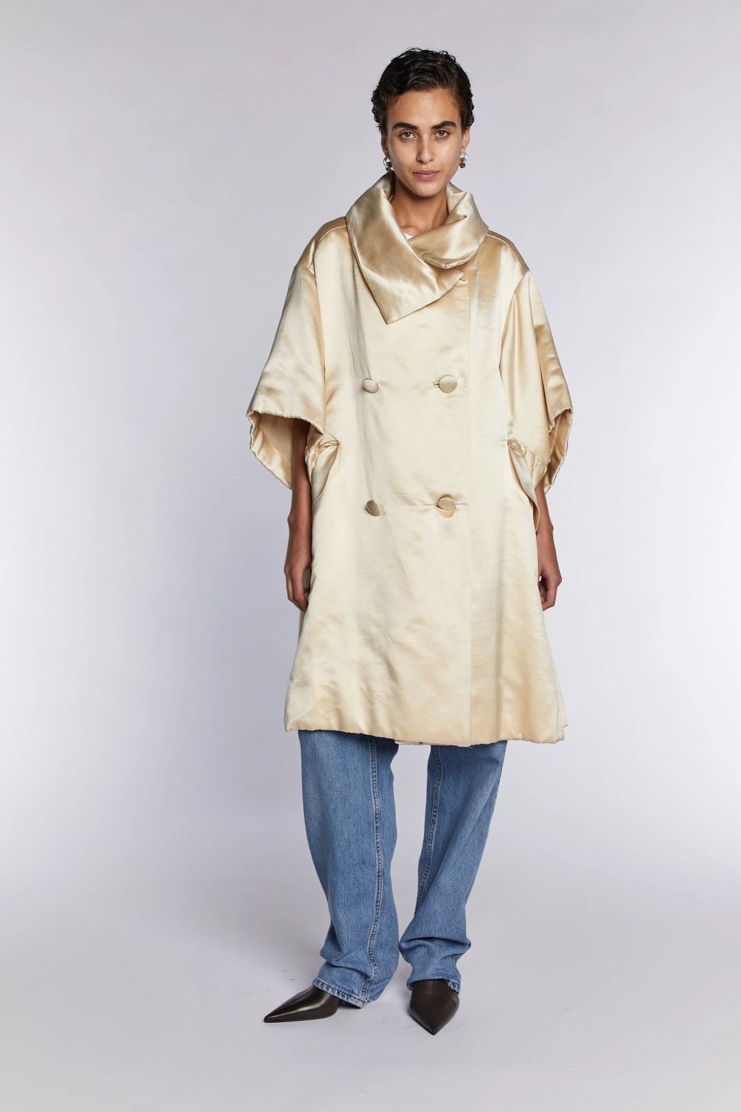 Thumbnail 73f1a739-0b8b-46e8-85c2-8f577353bc38