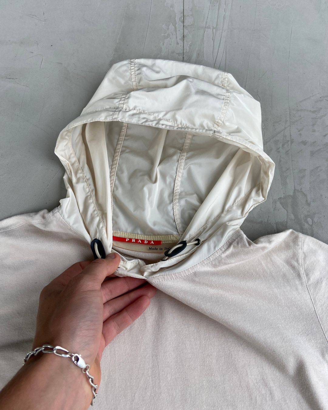 Thumbnail 6842c6f4-e96d-4d11-9804-11ab49778e23