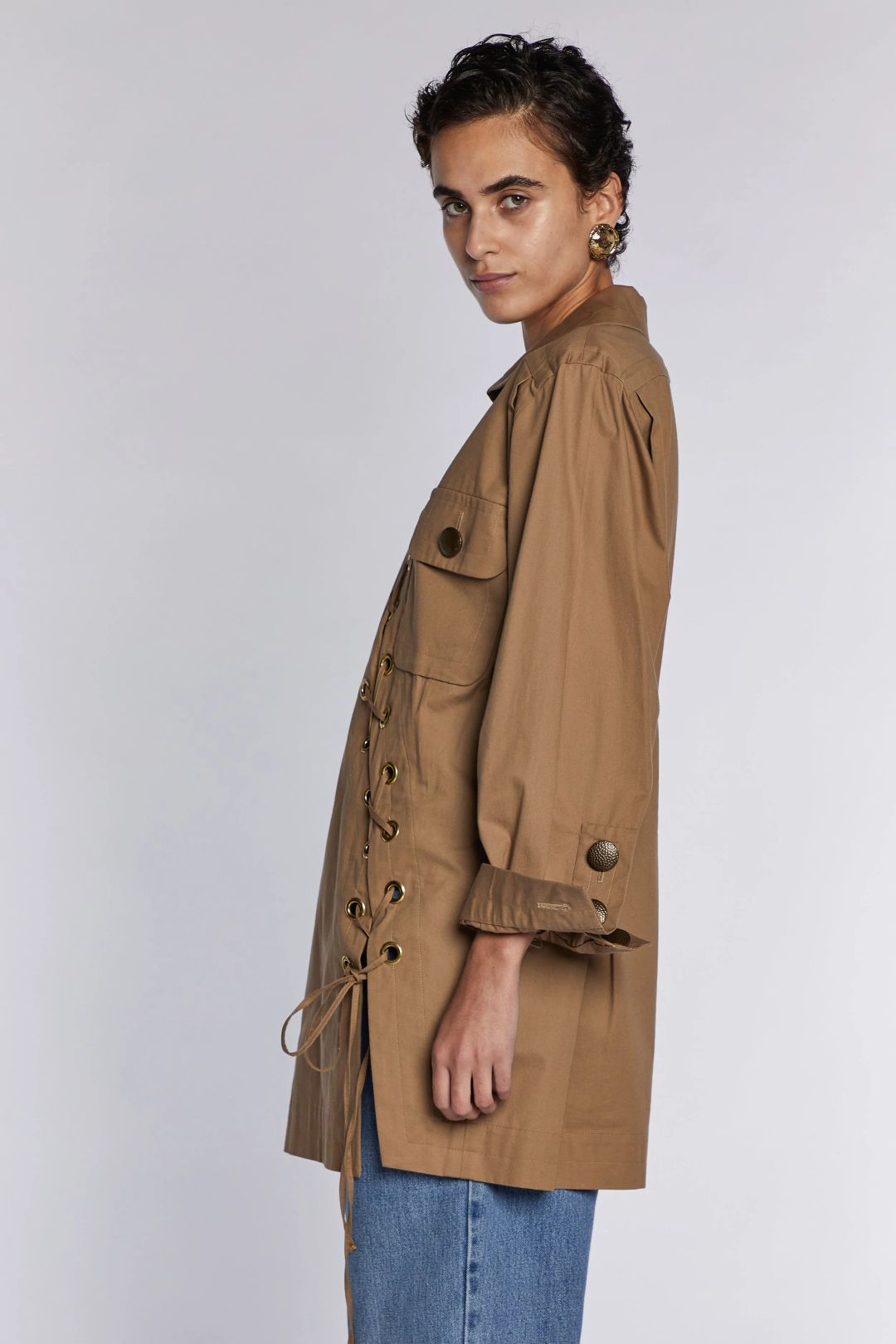 Thumbnail 07459c6d-67de-4fbb-b4e9-3b2c511a0095