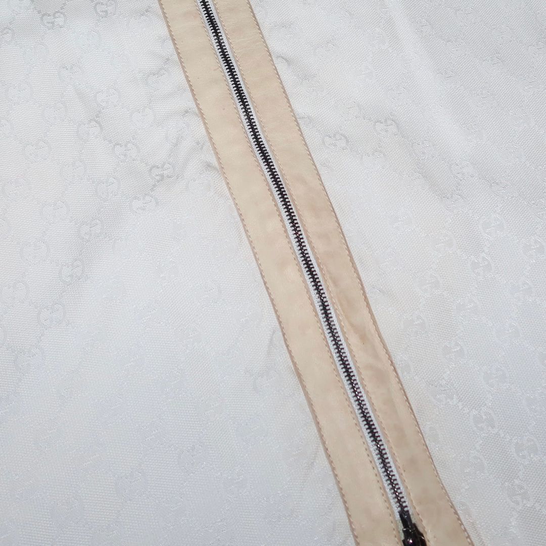 Thumbnail 38bd7940-0169-4e5e-9ab7-cf94c88e6b90