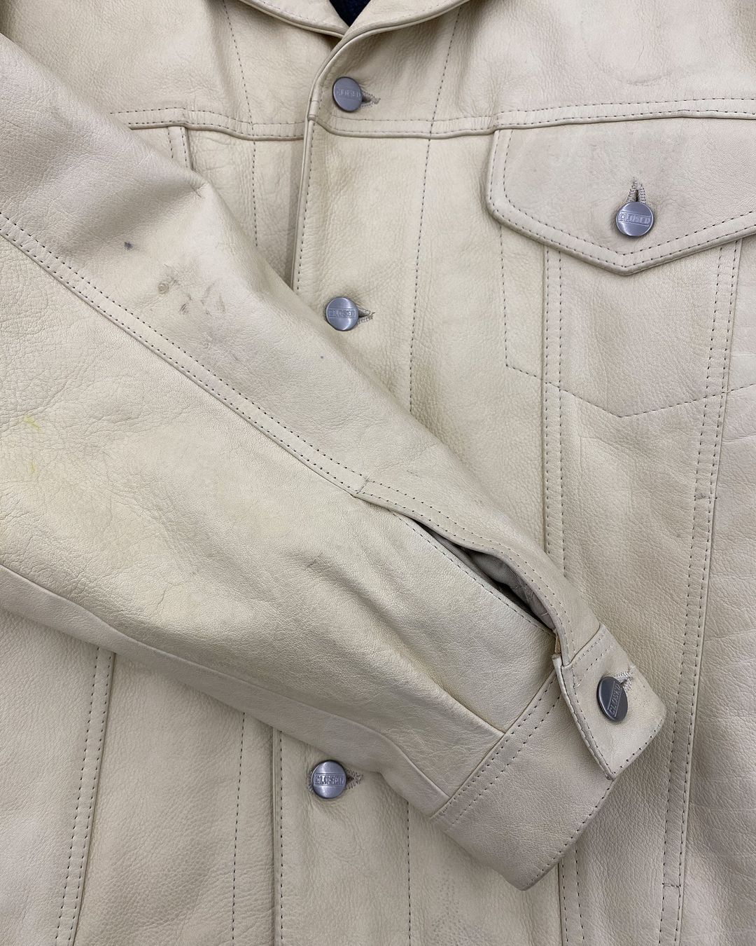 Thumbnail a7def1e9-9613-43b2-9aad-8a5066648301