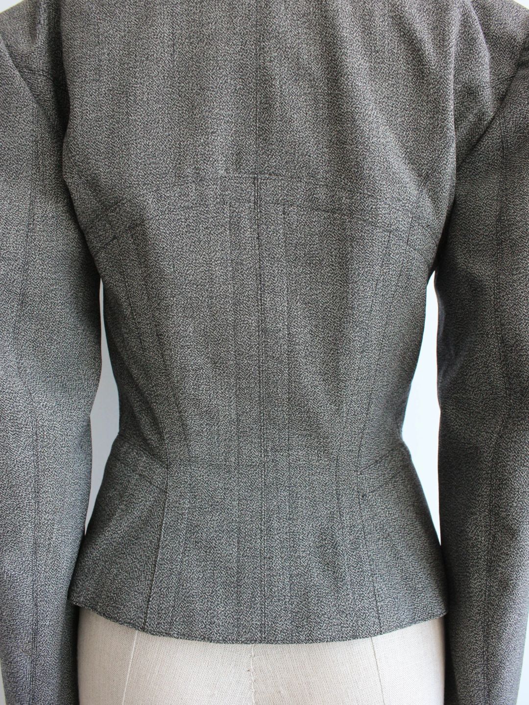 Thumbnail 36155316-58de-4c79-a880-69d051213897