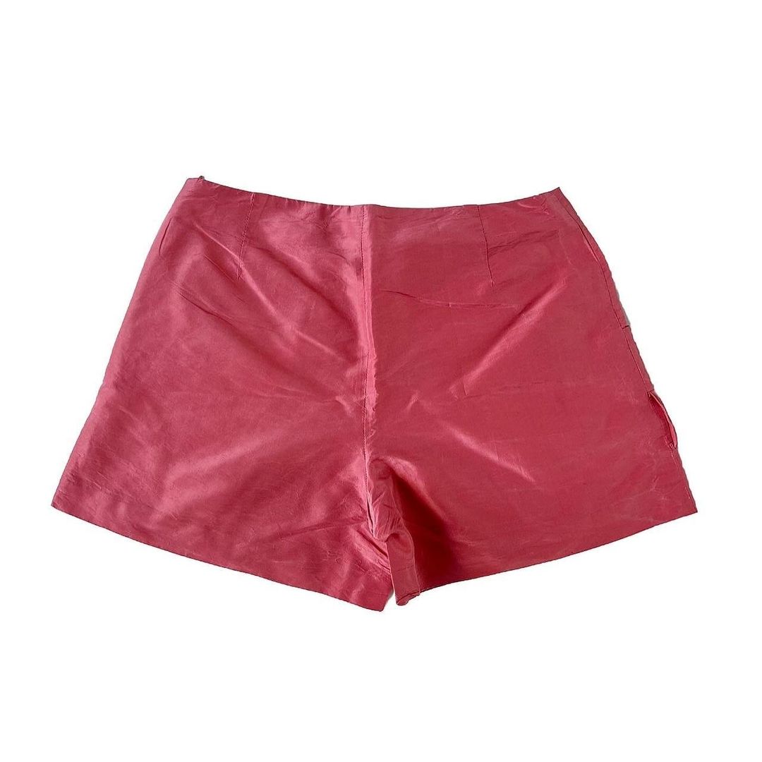 Thumbnail 791c0dad-f048-4c21-8428-0bfec005ea5a