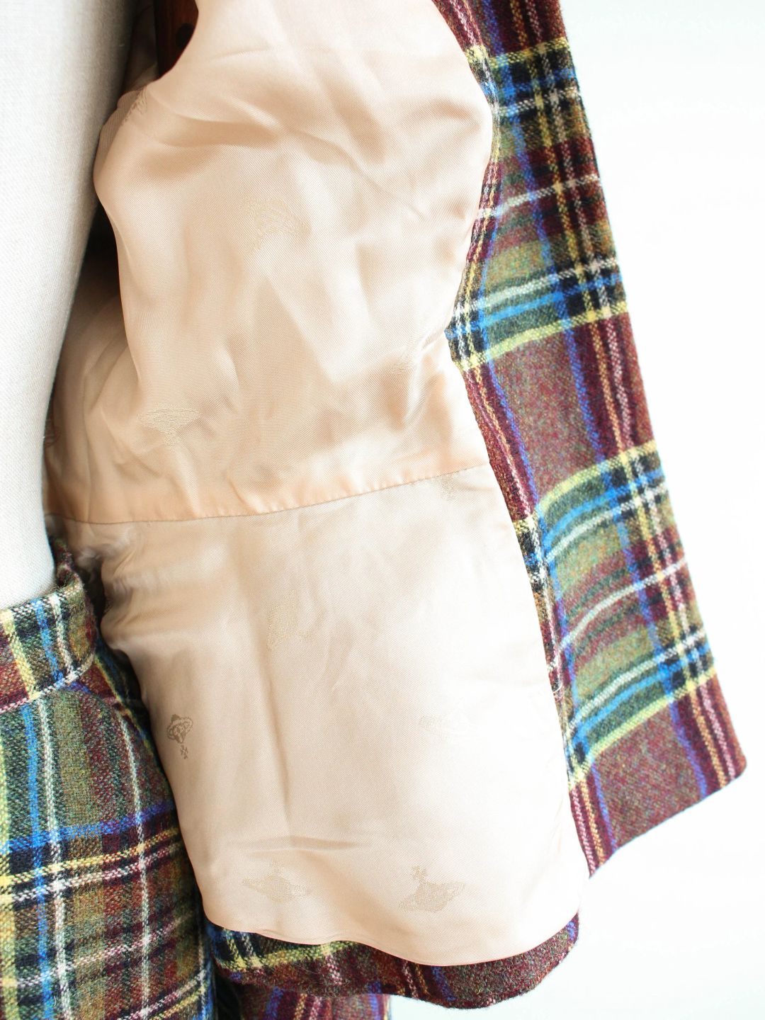 Thumbnail 493d04d3-67c4-47f6-8465-b1b2847f3582