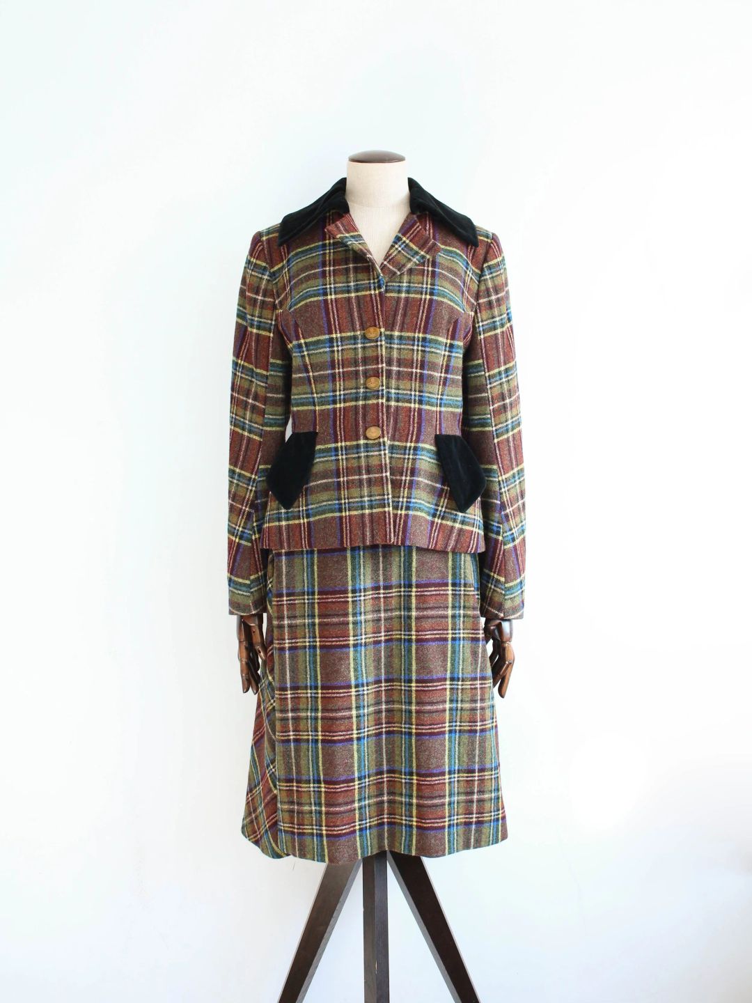 Vivienne Westwood A/W94 'On Liberty' Tartan Skirt Suit with Velvet Trim by VIVIENNE WESTWOOD in size IT 42 from SUITS category