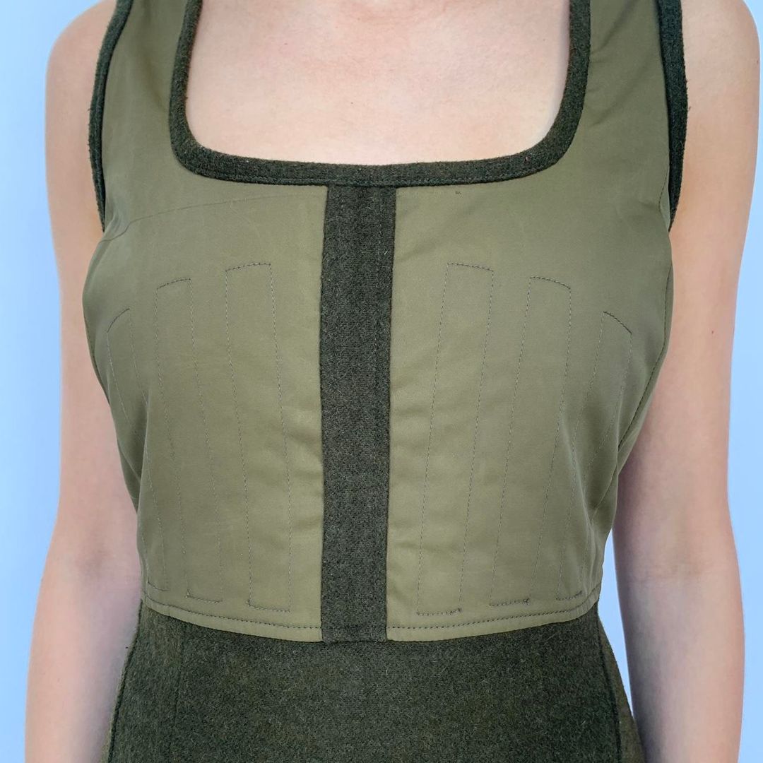 Thumbnail b4e49867-3b88-4412-af77-94065977400f