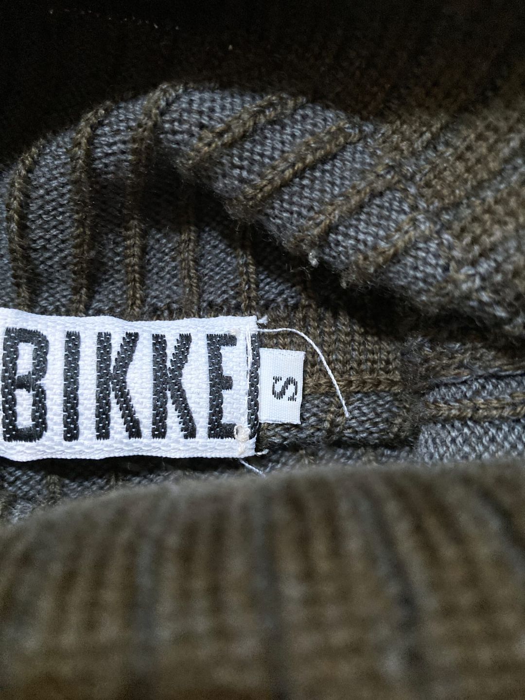 Thumbnail 53228402-02db-4021-b0f0-8bd2b3f0e571