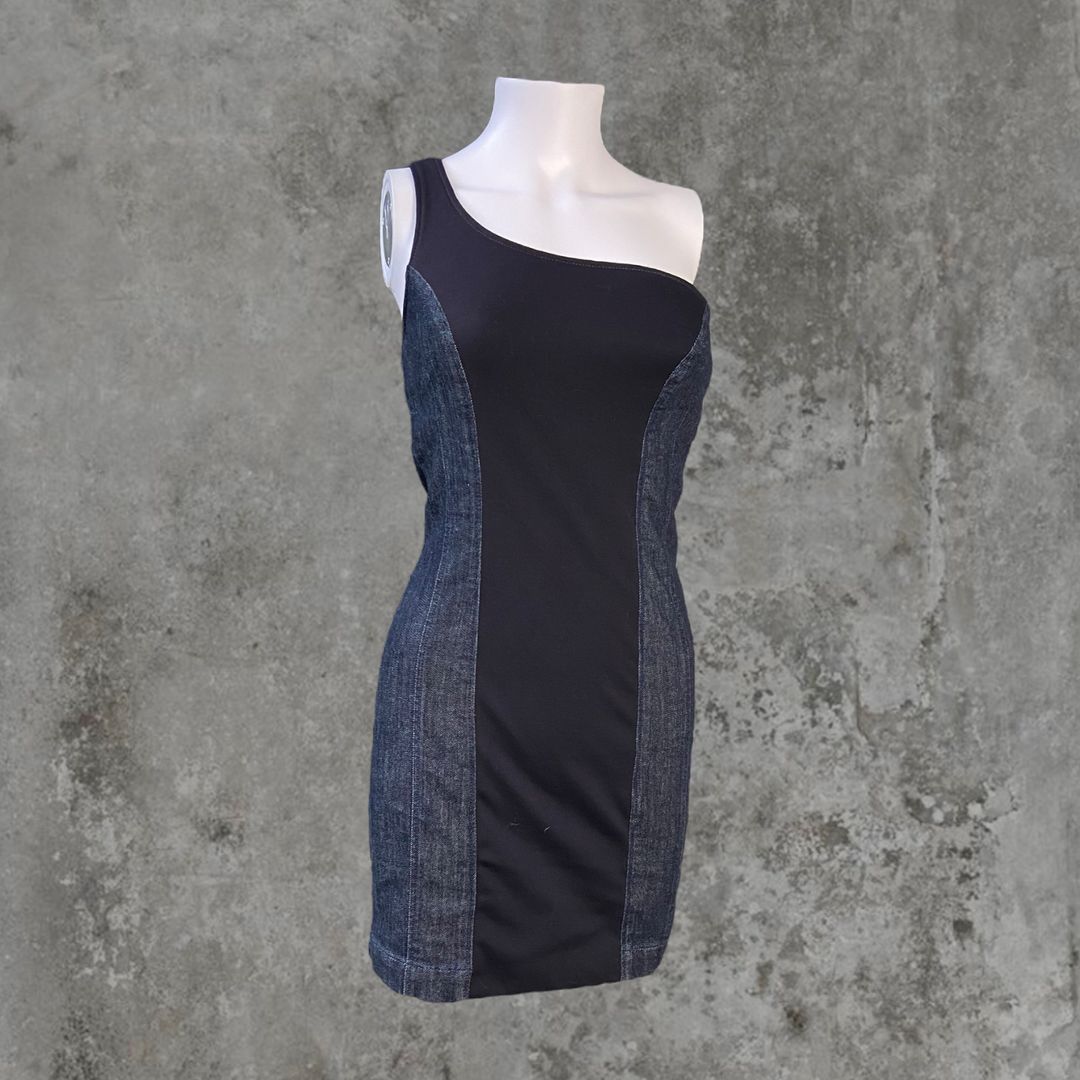 Thumbnail 38b32e07-3bfb-4458-9c66-8a800c5068f0