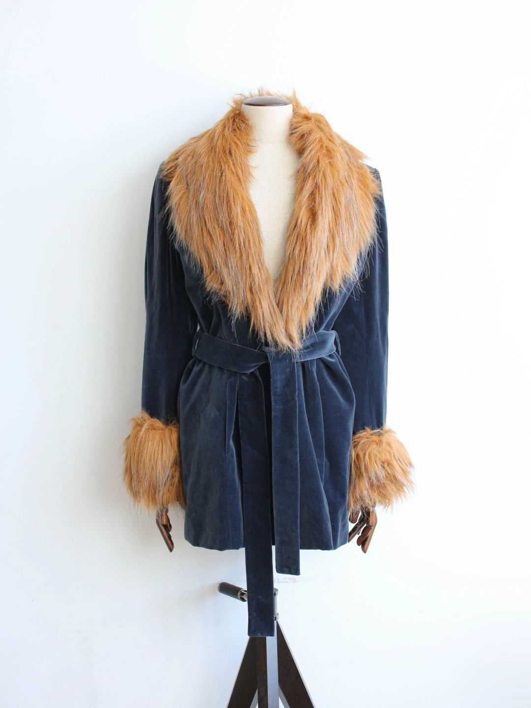 Thumbnail 051264ea-49c4-4c8b-8b6b-b2eb9483663d