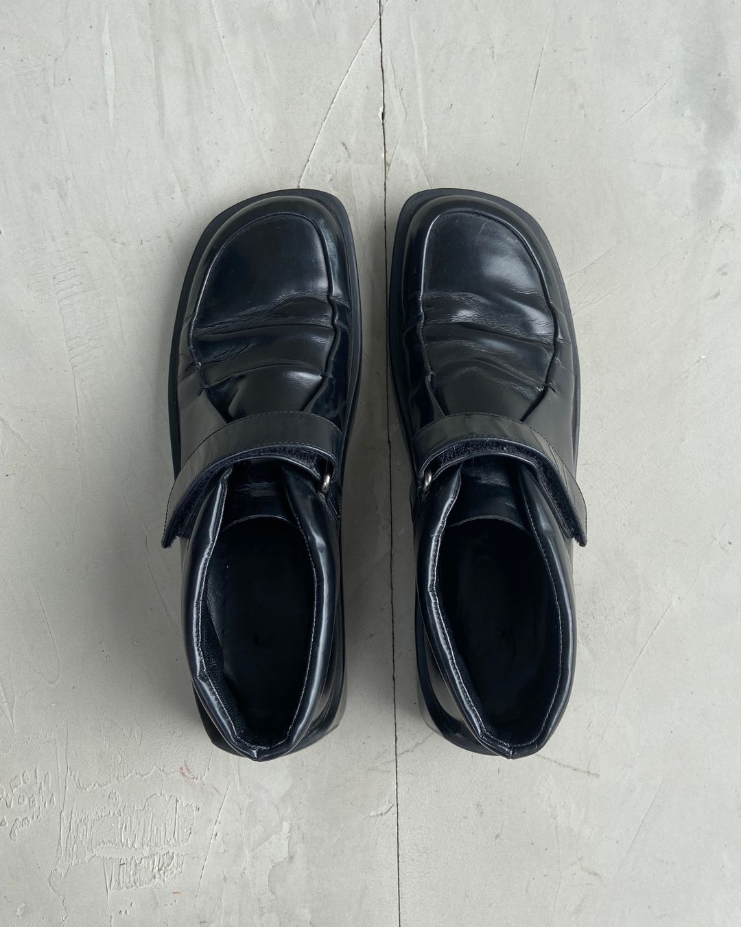 Thumbnail 26739966-8067-403e-8557-4328496a68ff