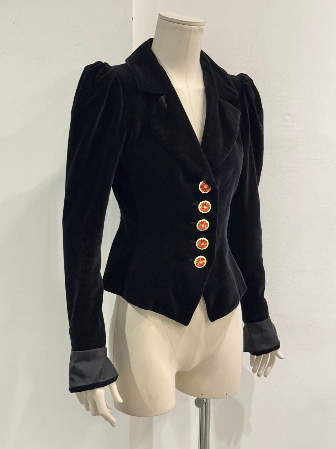 Thumbnail 32ed44a2-f96e-4434-b647-fa76028340bb