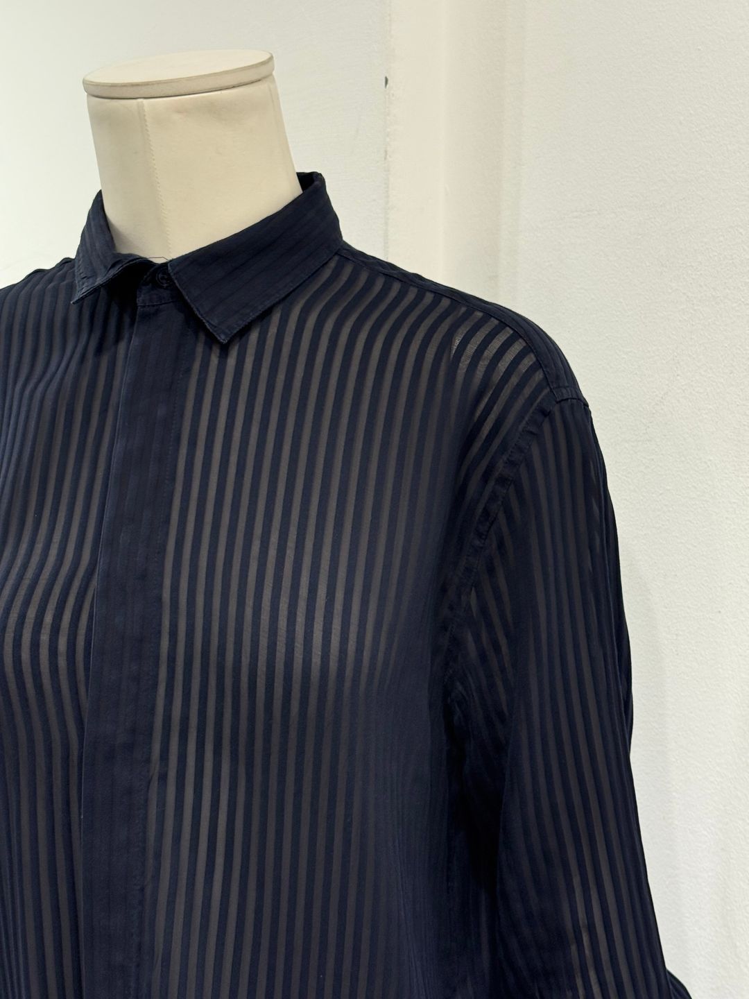 Thumbnail 8d4ae9b6-bb27-4c94-b830-c5e16a11f37b