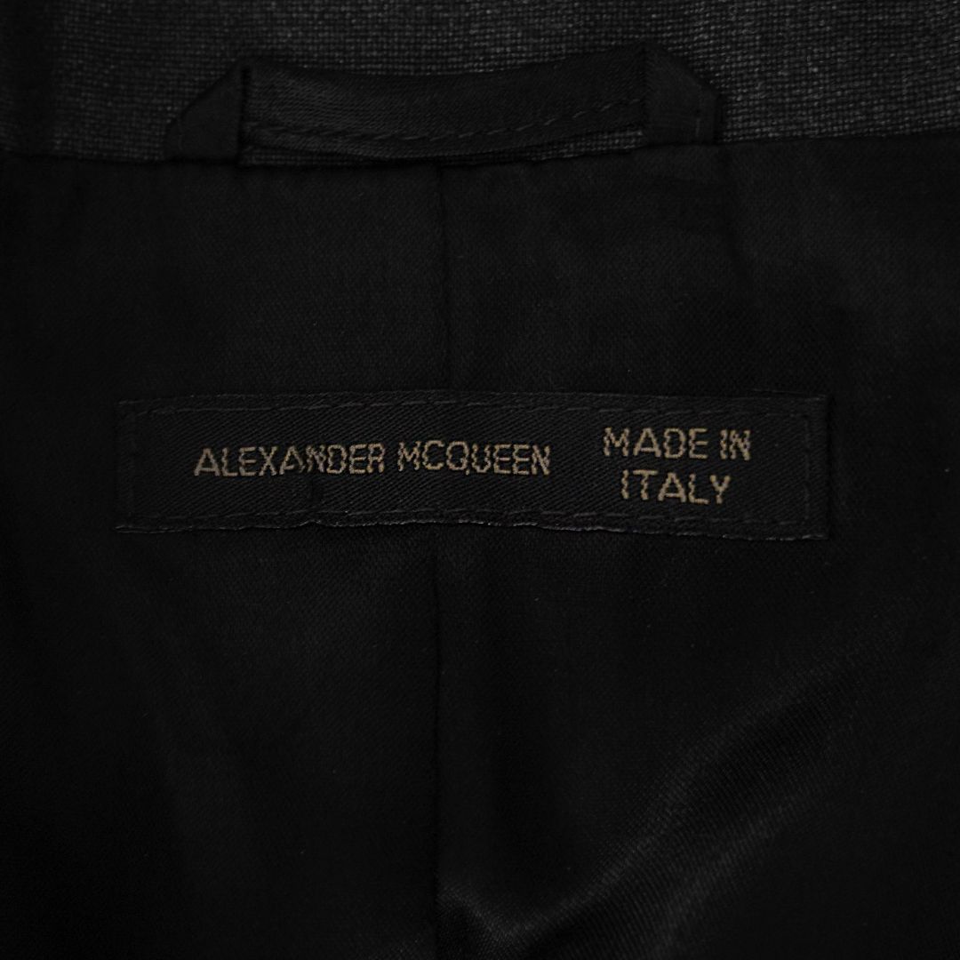 Thumbnail 344b4a1e-b3fe-4973-9f8d-b022c41150e9