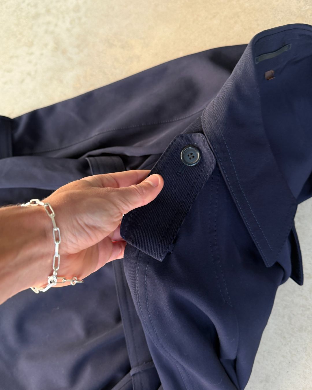 Thumbnail 4c98b979-9c1d-4f91-8e69-e80327470f25