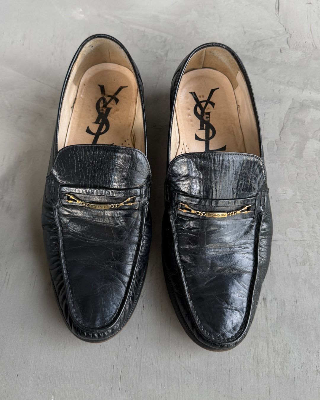 Yves Saint Laurent Black Leather Loafers – UK 8 by YVES SAINT LAURENT in size EU 42 from SHOES category