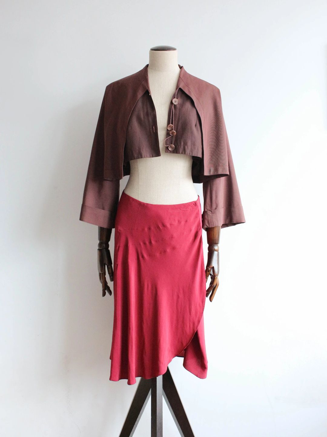 Thumbnail 12d32386-2cb8-463f-9b7a-fd9bf509e8a6